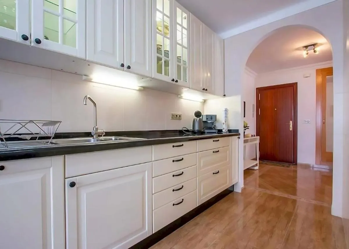 Apt Torre Del Mar Nerja Apartment
