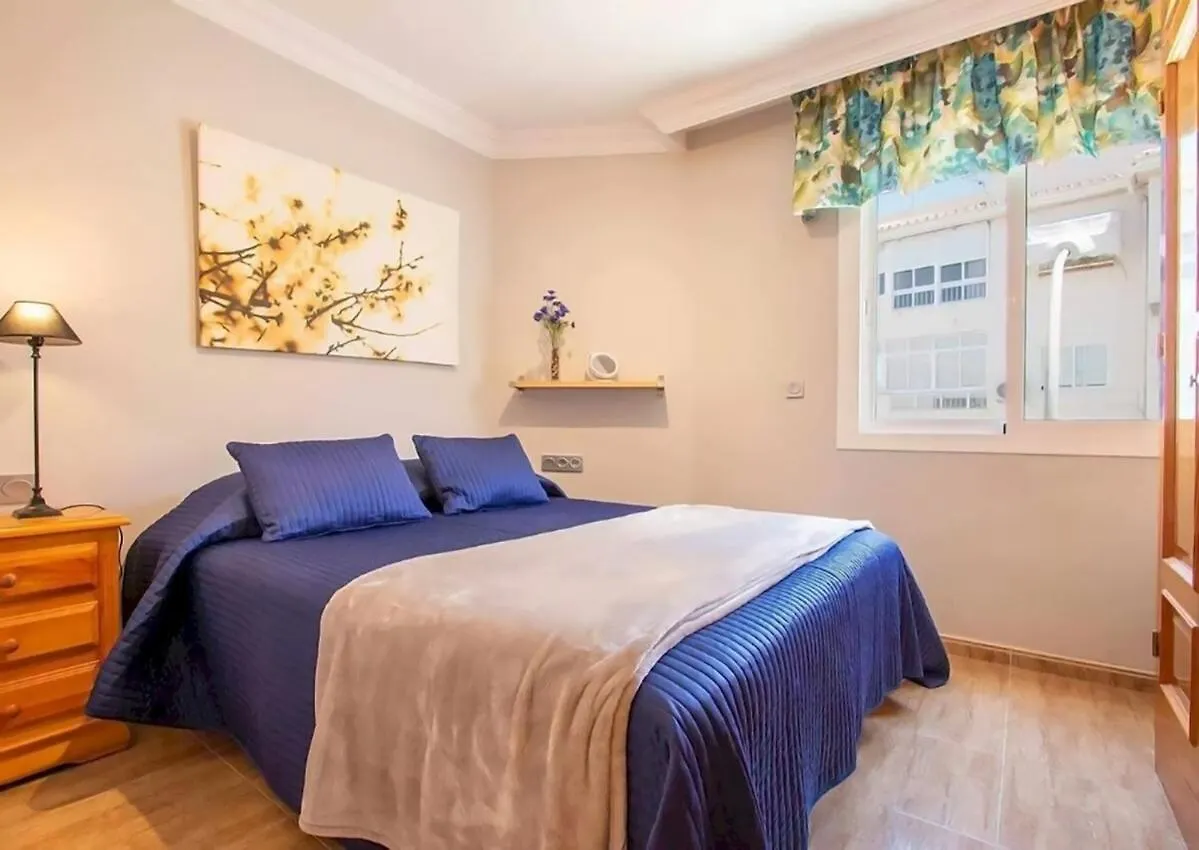 Apt Torre Del Mar Nerja Apartment